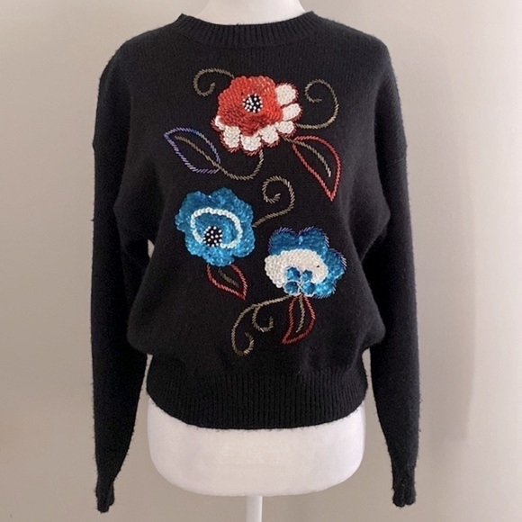 Vintage 90’s Russ Petites sequin floral sweater - Picture 2 of 8